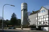 318437
