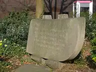318481