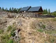 318683