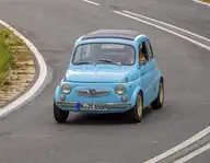 318960