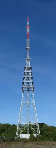 318979