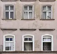 322310