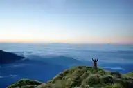 322369