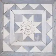 323970