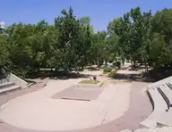 325918