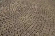 328723