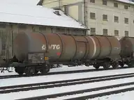 33752