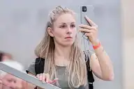 38910