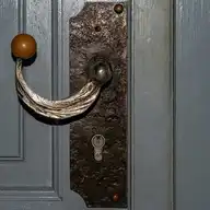 39909