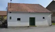 48582