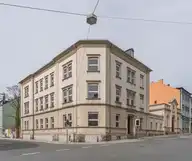 48729