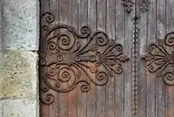 50913