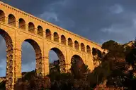 52279