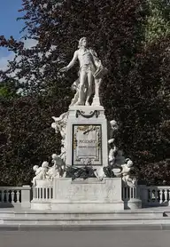 55086