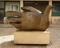 55779