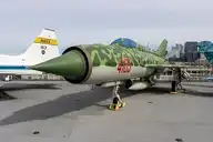 55979