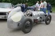 57226