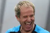 57915