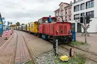 72574