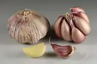 8076