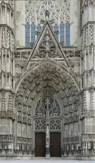 85829